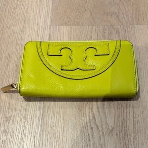 Tory Burch All T Zip Continental Lime Green Leather Wallet